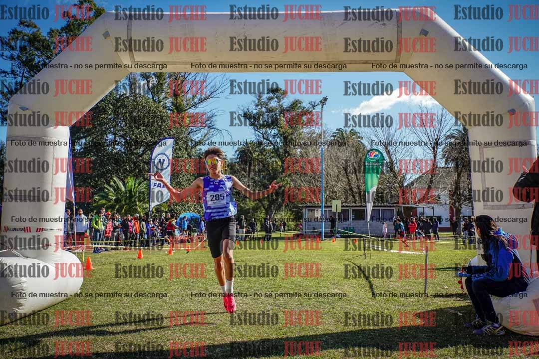 Fotos de la llegada del cross de 3000 m