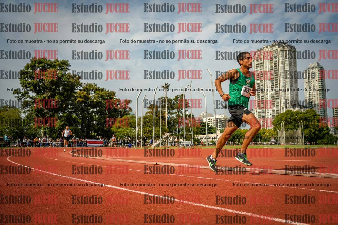 Fotos de los 3000 m llanos de varones