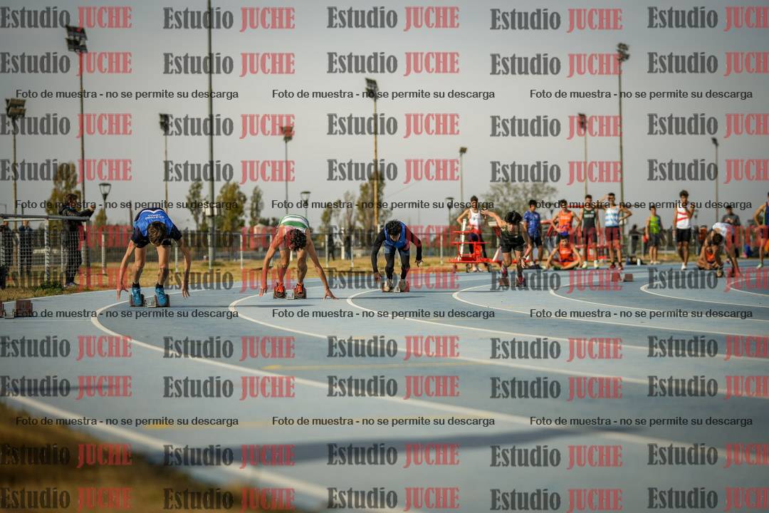 Fotos de los 200 m llanos de varones