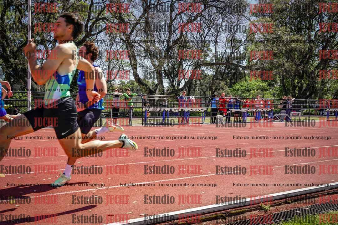 Fotos de los 100 m llanos de varones