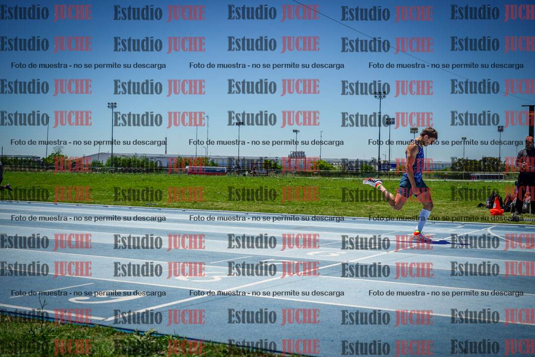 Fotos de los 400 m con vallas de varones