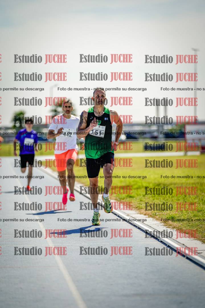 Fotos de los 800 m llanos de varones