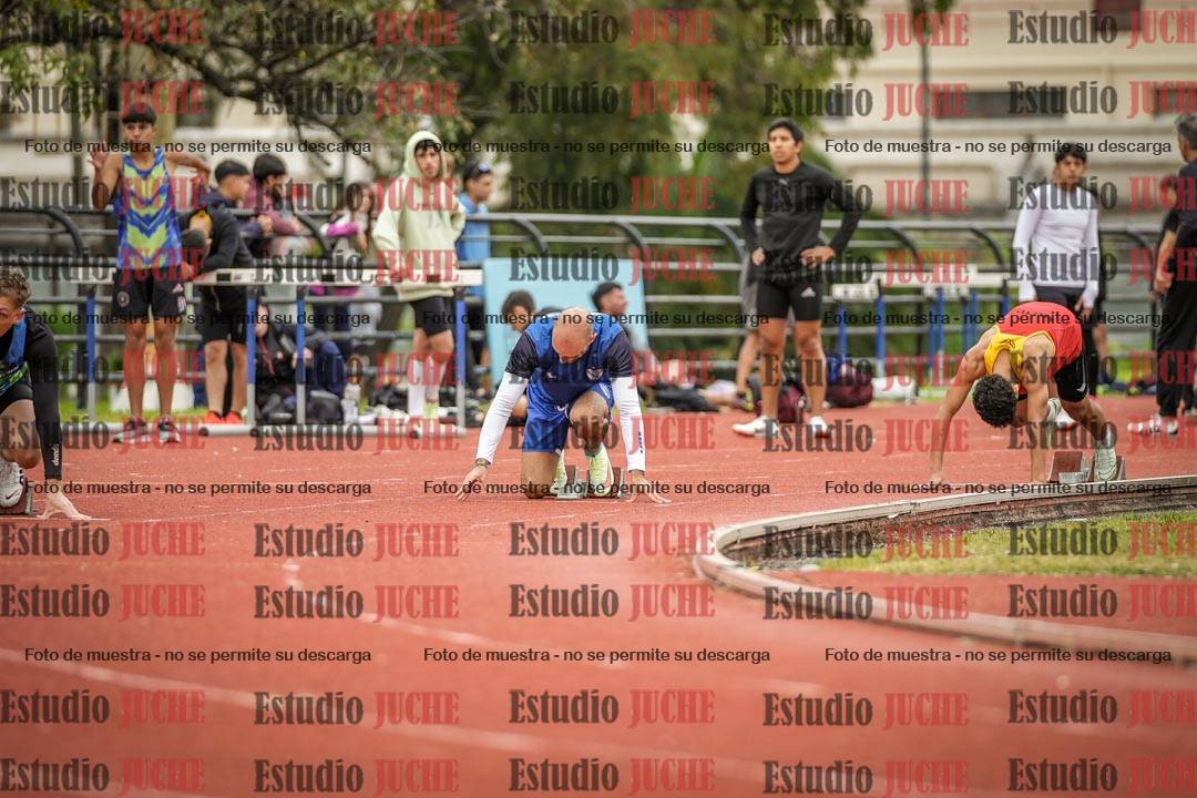 Fotos de los 200 m llanos de varones