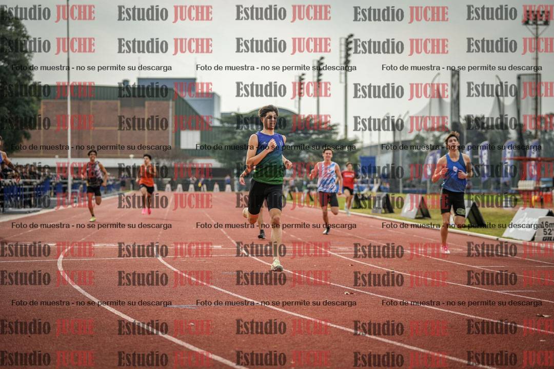 Fotos de los 400 m llanos de varones