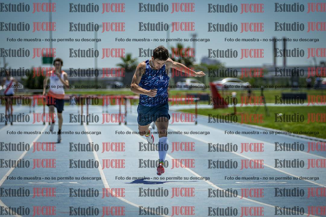 Fotos de los 400 m con vallas de varones
