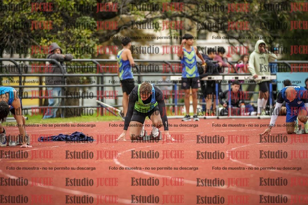 Fotos de los 200 m llanos de varones