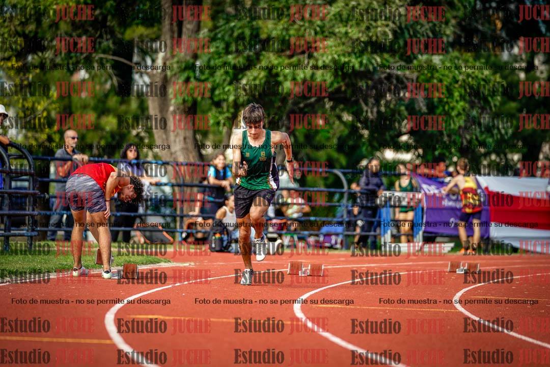 Fotos de los 200 m llanos de varones