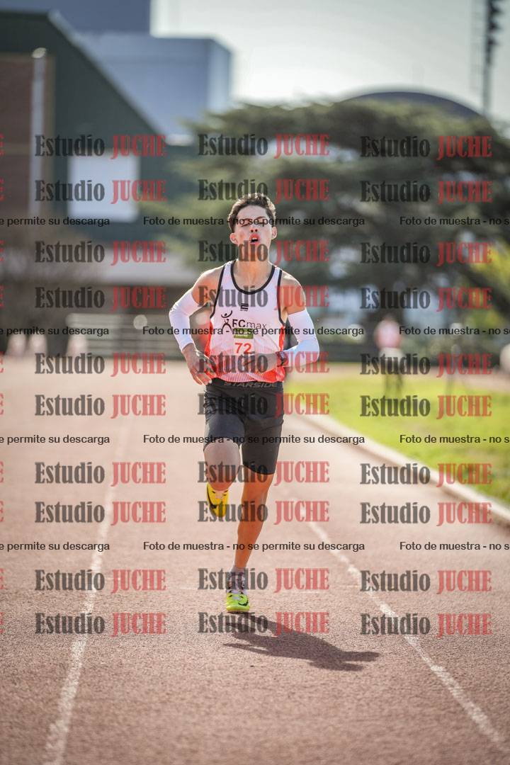 Fotos de los 800 m llanos de varones