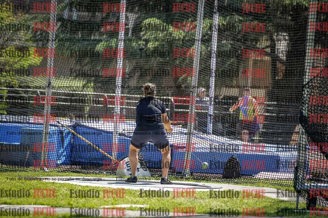 Fotos del lanzamiento de martillo de varones