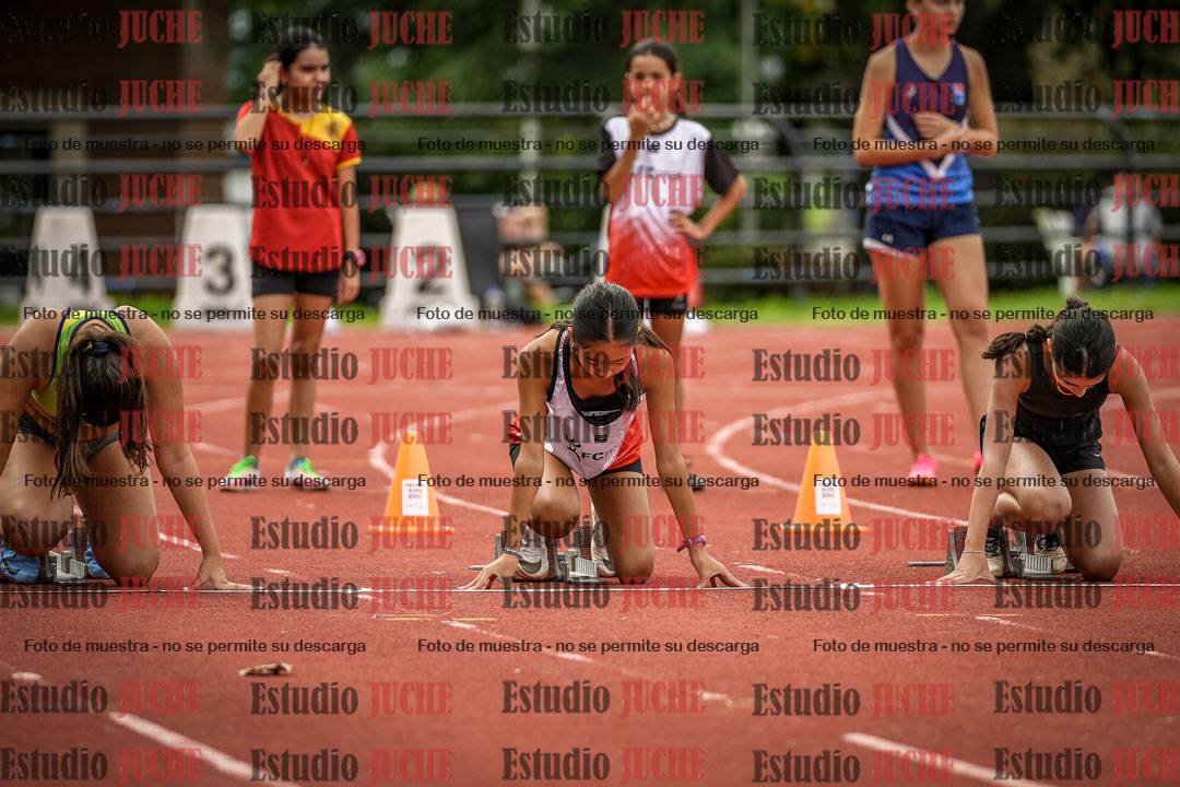Fotos de los 80 m llanos de mujeres