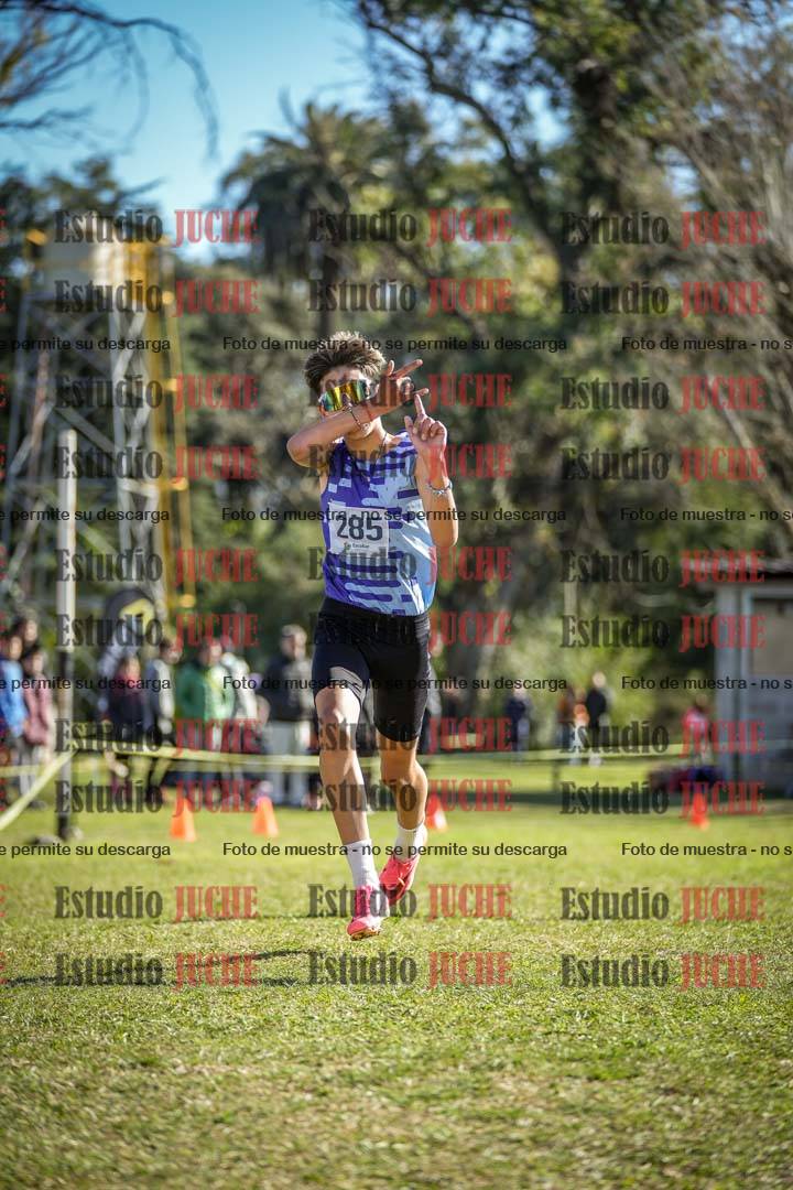 Fotos de la llegada del cross de 3000 m