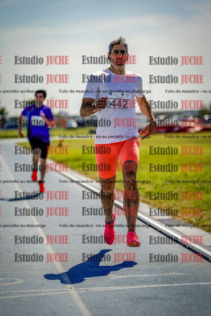 Fotos de los 800 m llanos de varones