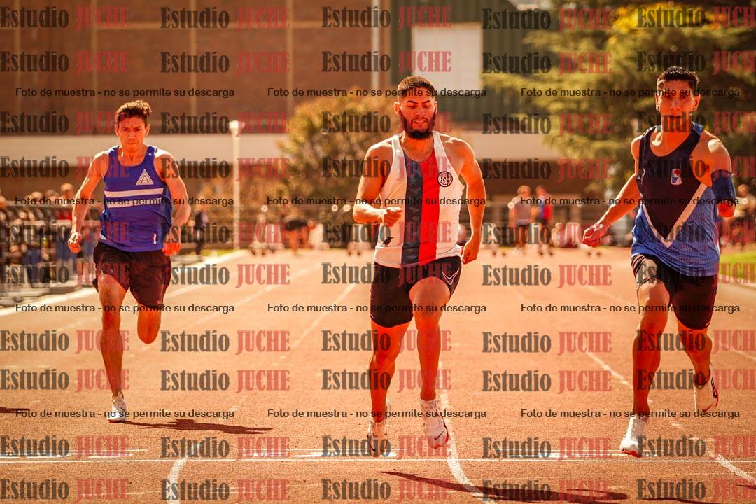 Fotos de los 100 m llanos de varones