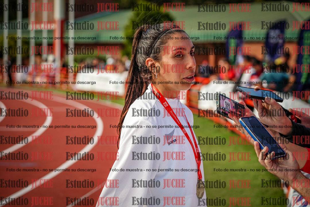 Fotos de algunos extras y podios del día 1