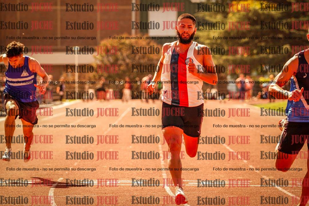 Fotos de los 100 m llanos de varones