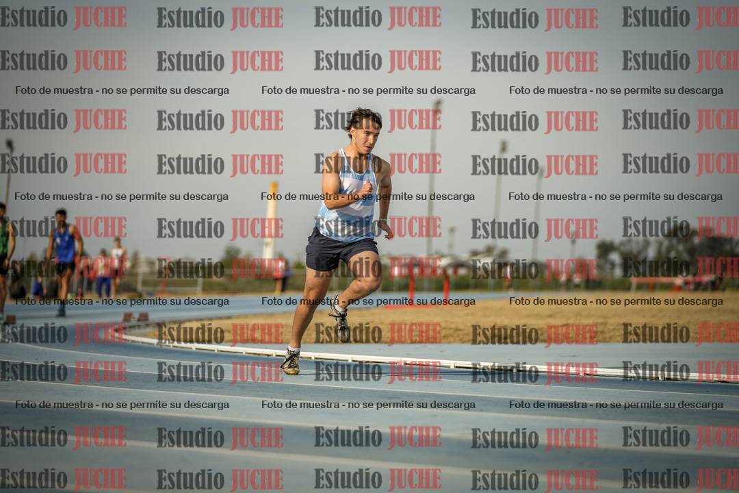 Fotos de los 200 m llanos de varones