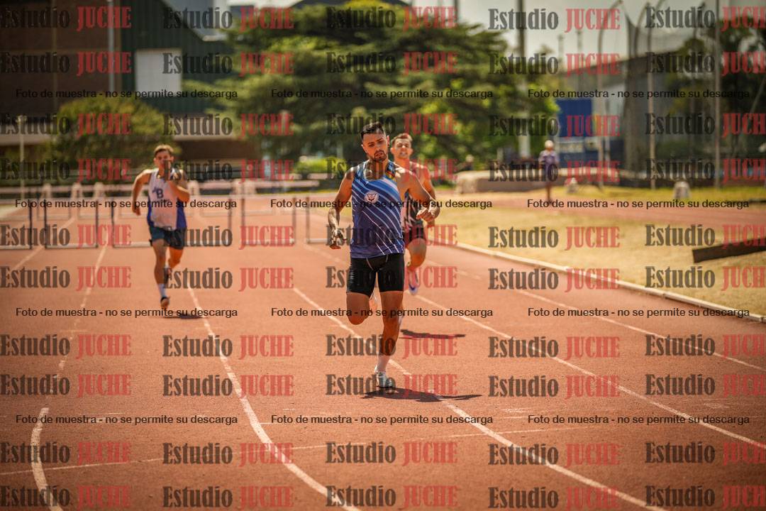 Fotos de los 400 m con vallas de varones