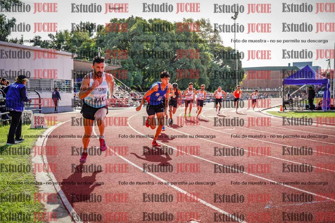 Fotos de los 800 m llanos de varones