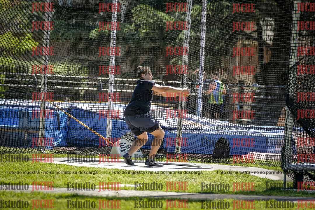 Fotos del lanzamiento de martillo de varones