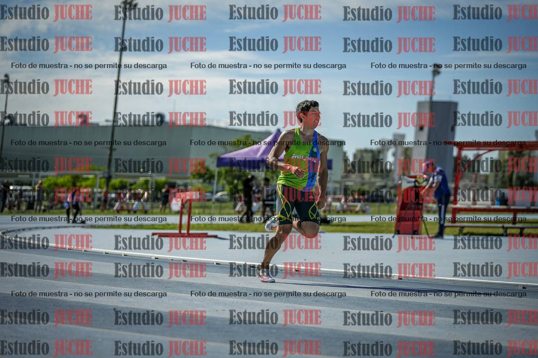 Fotos de los 400 m llanos de varones