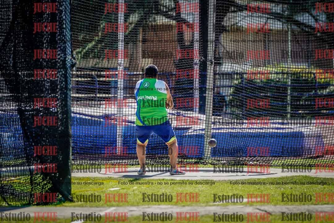 Fotos del lanzamiento de martillo de varones