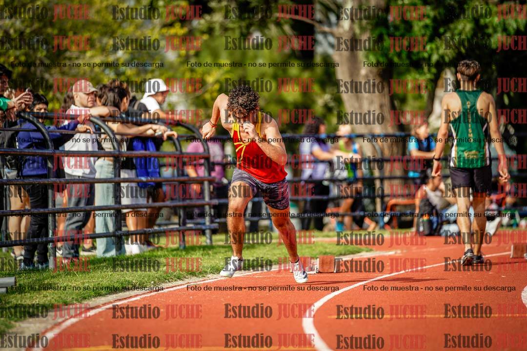 Fotos de los 200 m llanos de varones