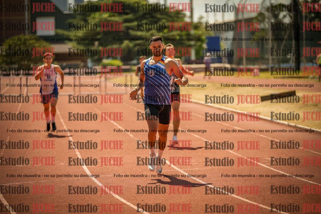 Fotos de los 400 m con vallas de varones