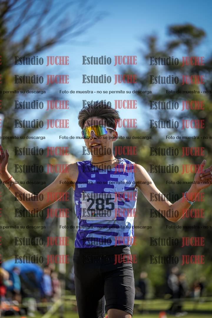 Fotos de la llegada del cross de 3000 m