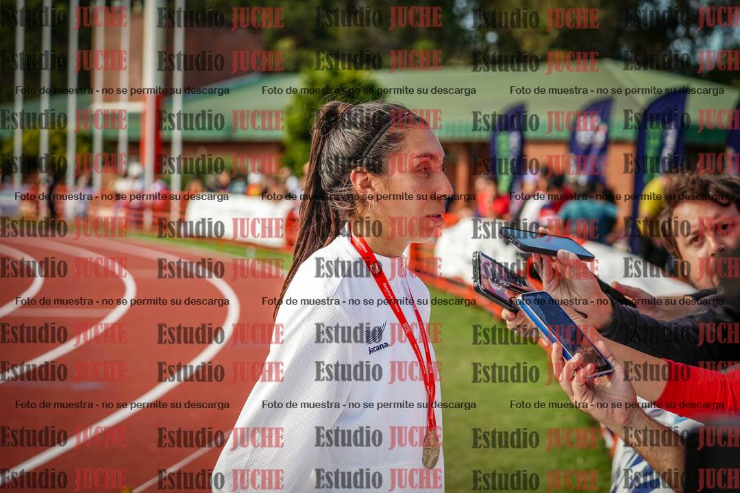 Fotos de algunos extras y podios del día 1