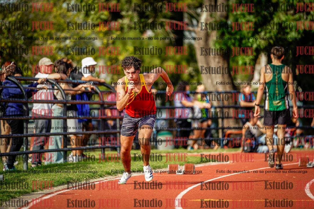 Fotos de los 200 m llanos de varones