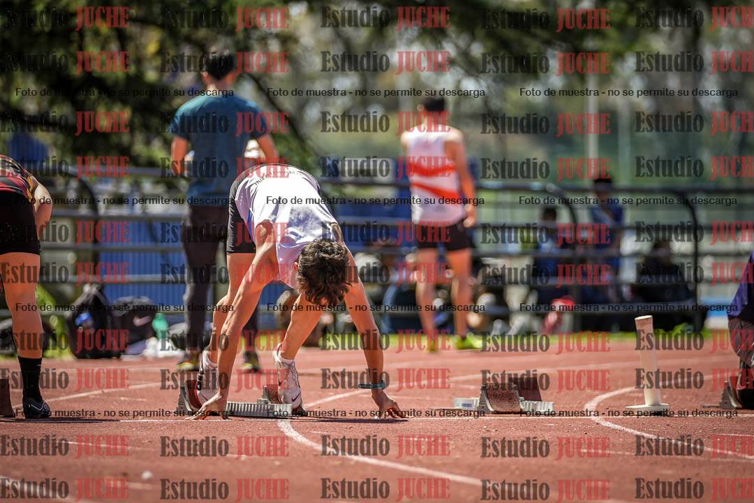 Fotos de los 100 m llanos de varones