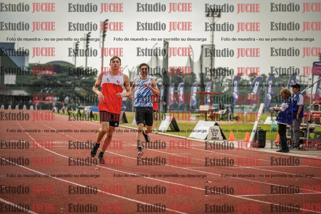 Fotos de los 400 m llanos de varones