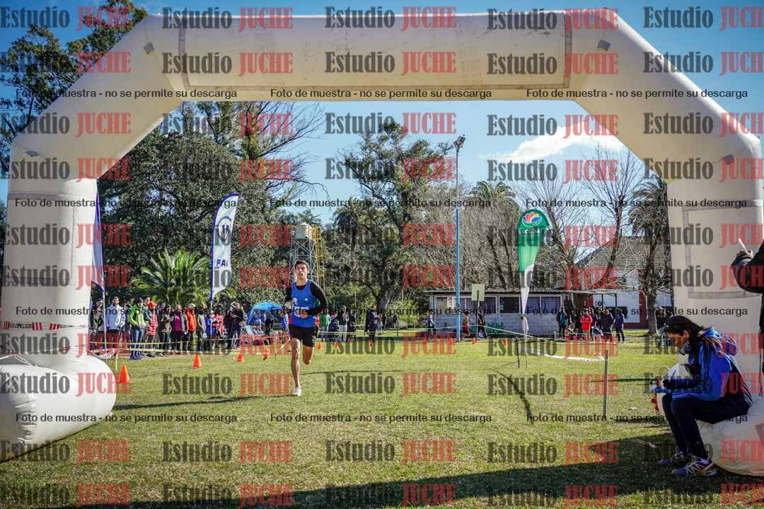 Fotos de la llegada del cross de 3000 m