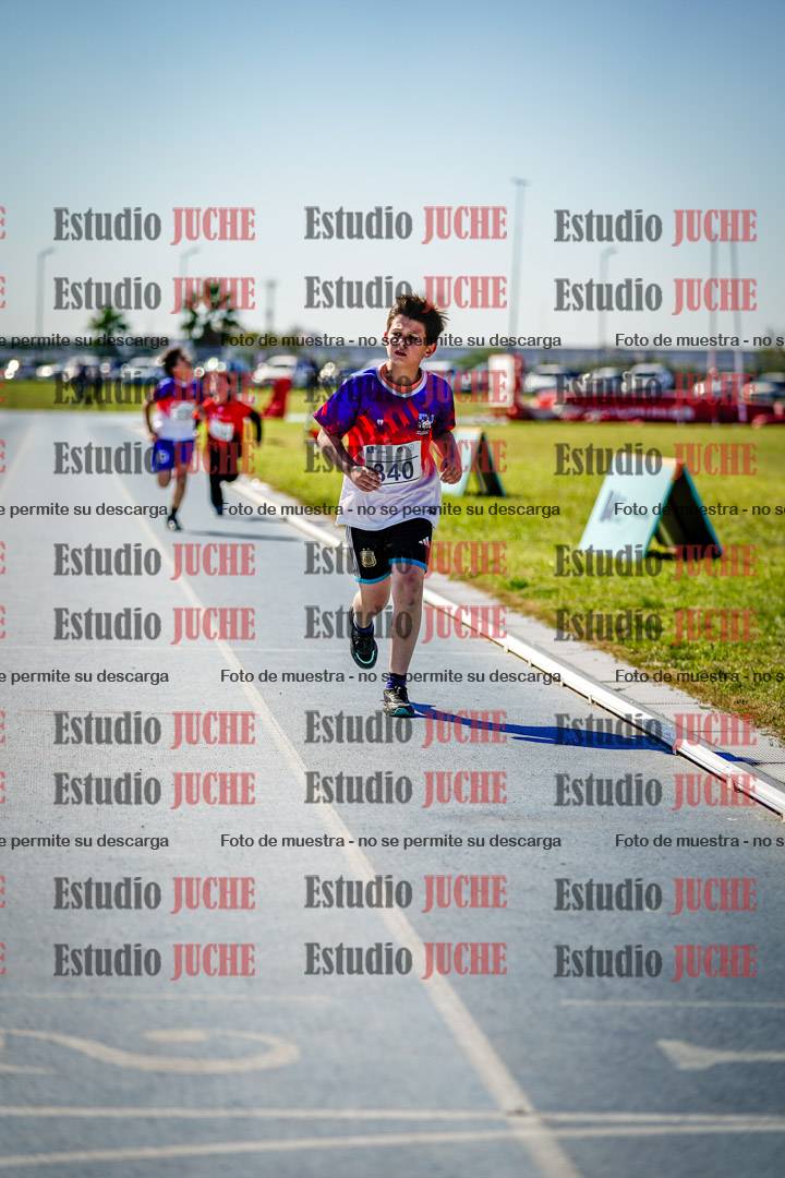 Fotos de los 1000 m llanos de varones
