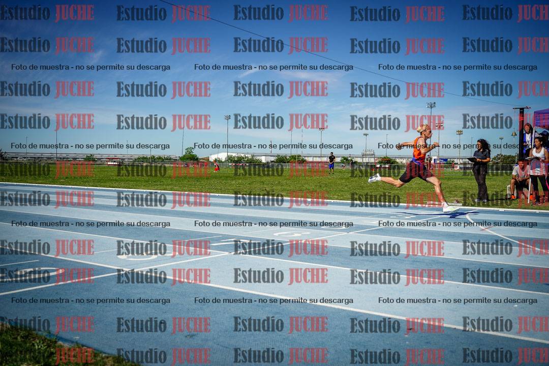 Fotos de los 400 m llanos de varones