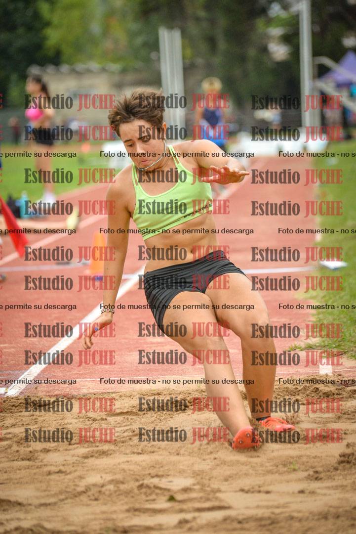 Fotos del salto triple - tabla de 8 y 10