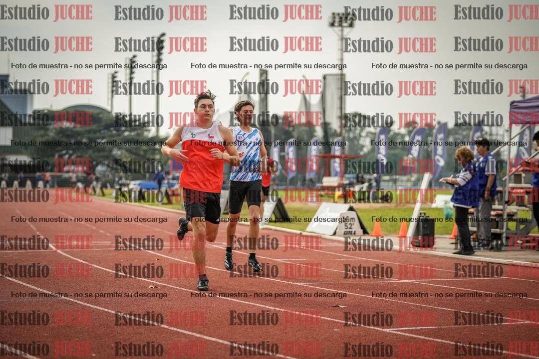 Fotos de los 400 m llanos de varones