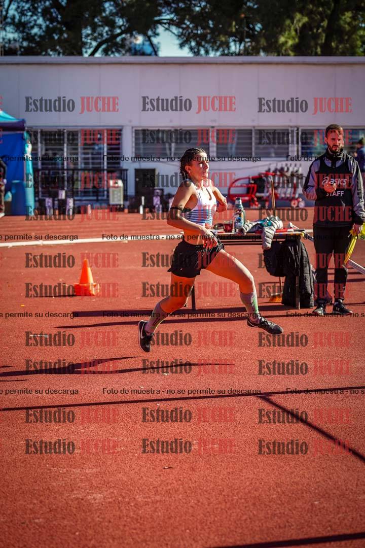 Fotos del salto en alto de mujeres