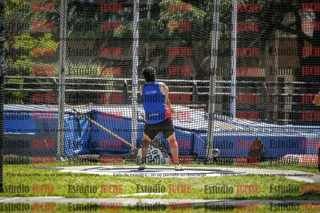 Fotos del lanzamiento de martillo de varones