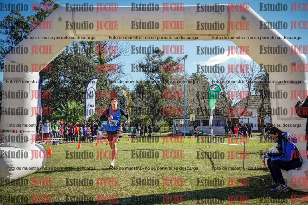 Fotos de la llegada del cross de 3000 m