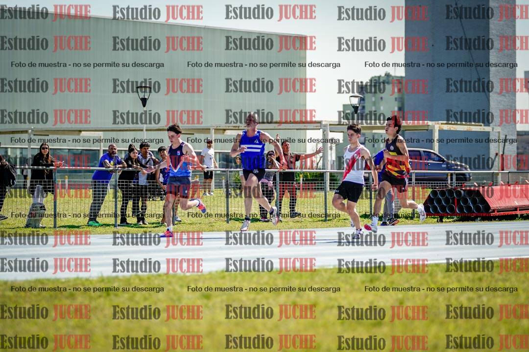 Fotos de los 100 m llanos de varones