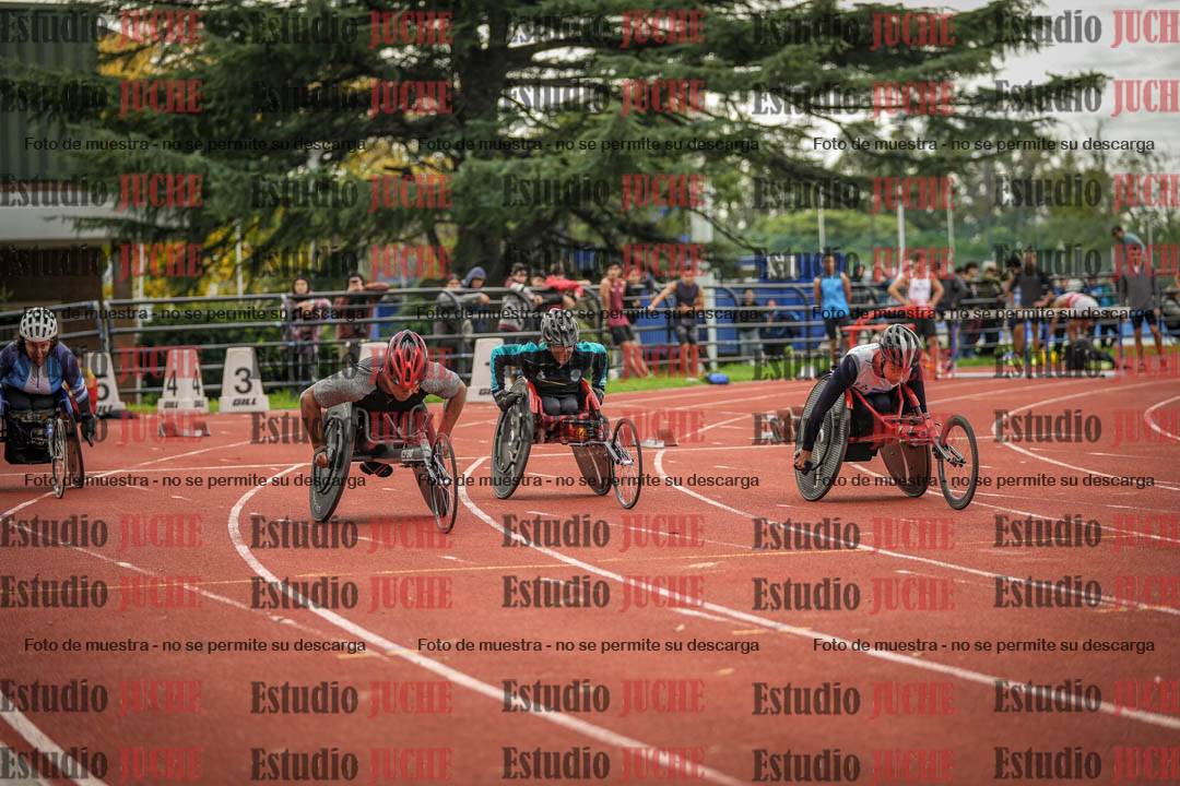 Fotos de los 100 m llanos de varones