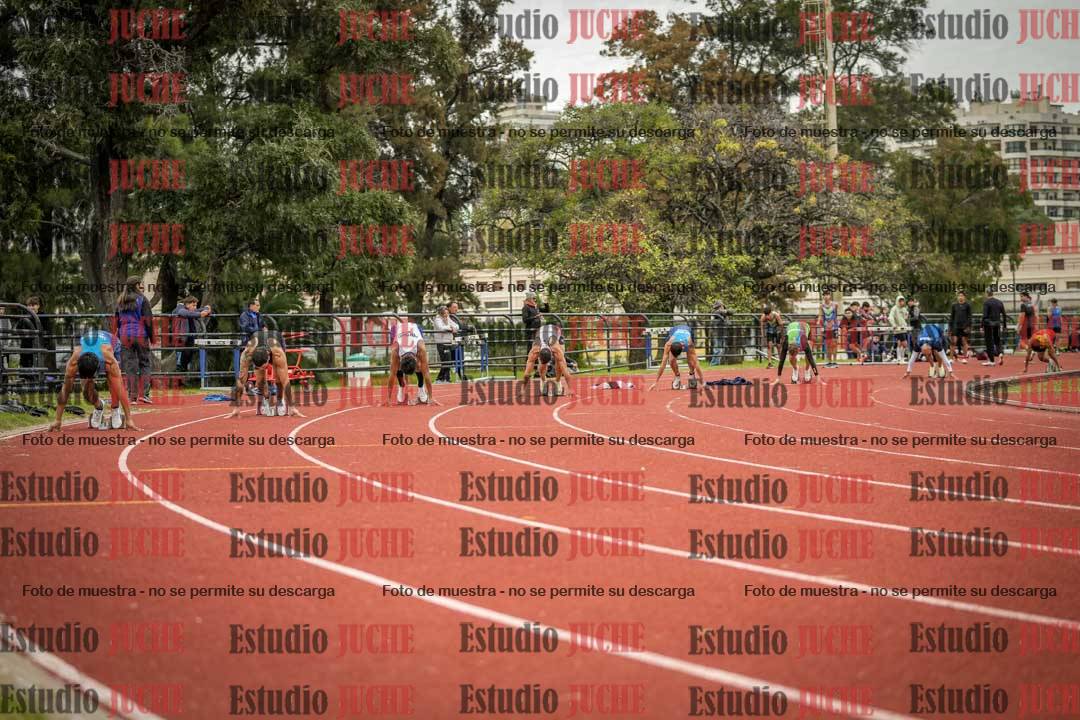Fotos de los 200 m llanos de varones