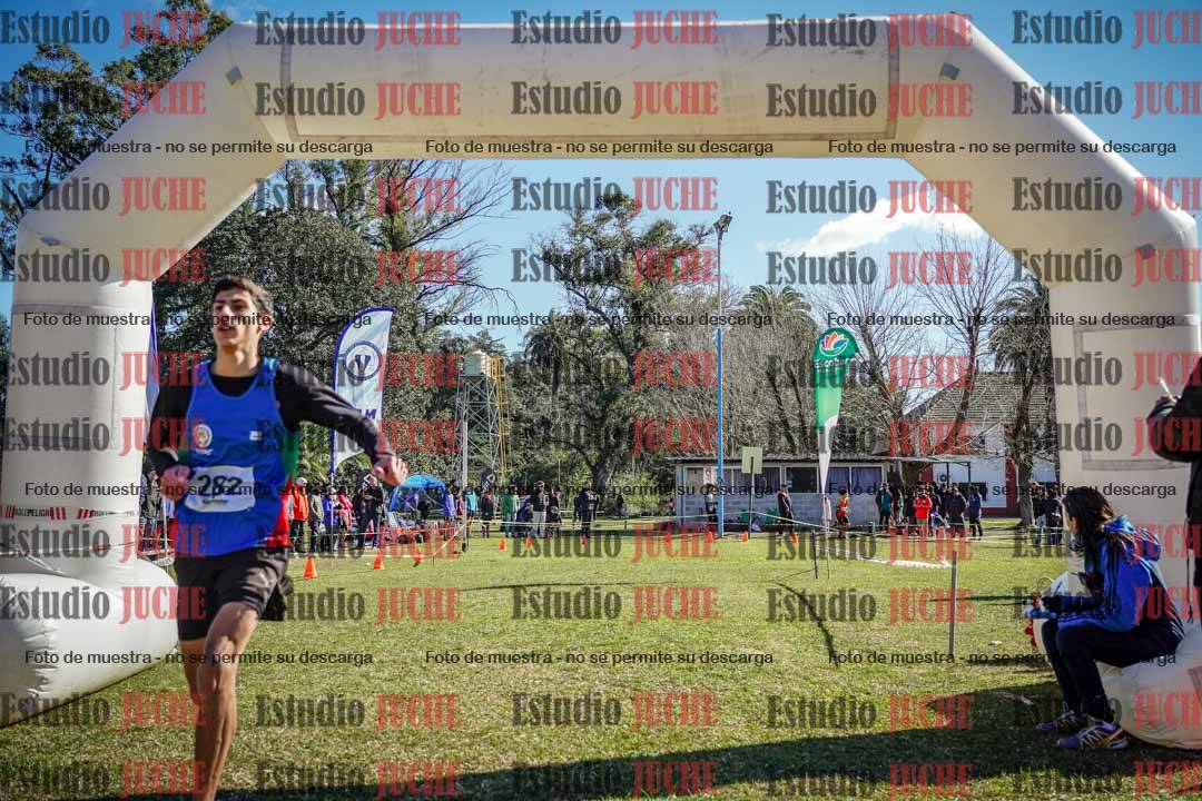Fotos de la llegada del cross de 3000 m
