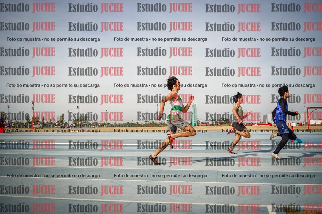 Fotos de los 200 m llanos de varones