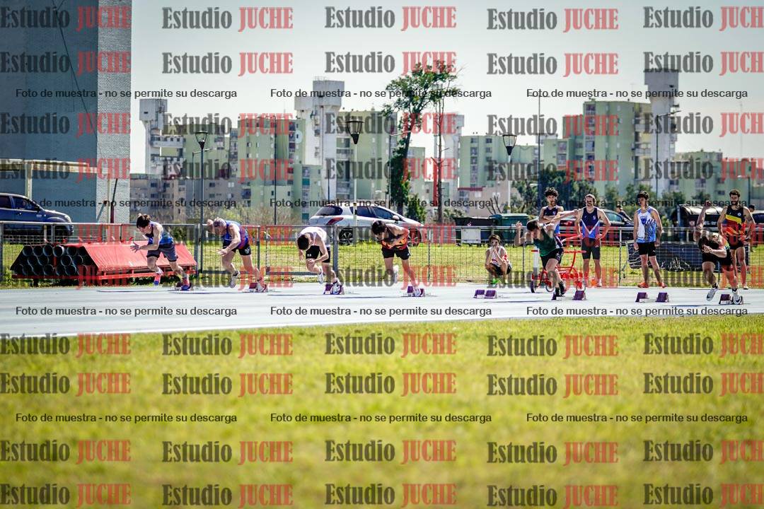 Fotos de los 100 m llanos de varones