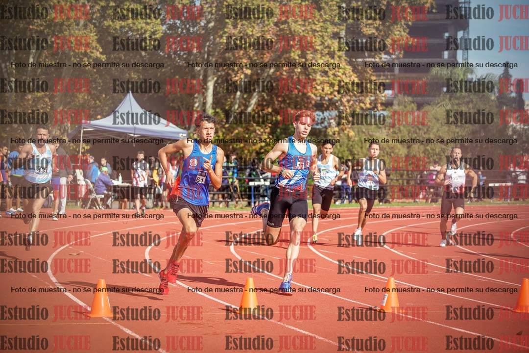 Fotos de los 800 m llanos de varones