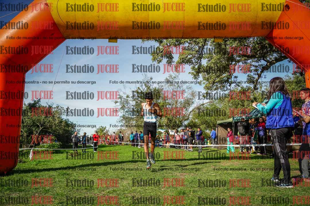 Fotos de la llegada del cross de 3000 m