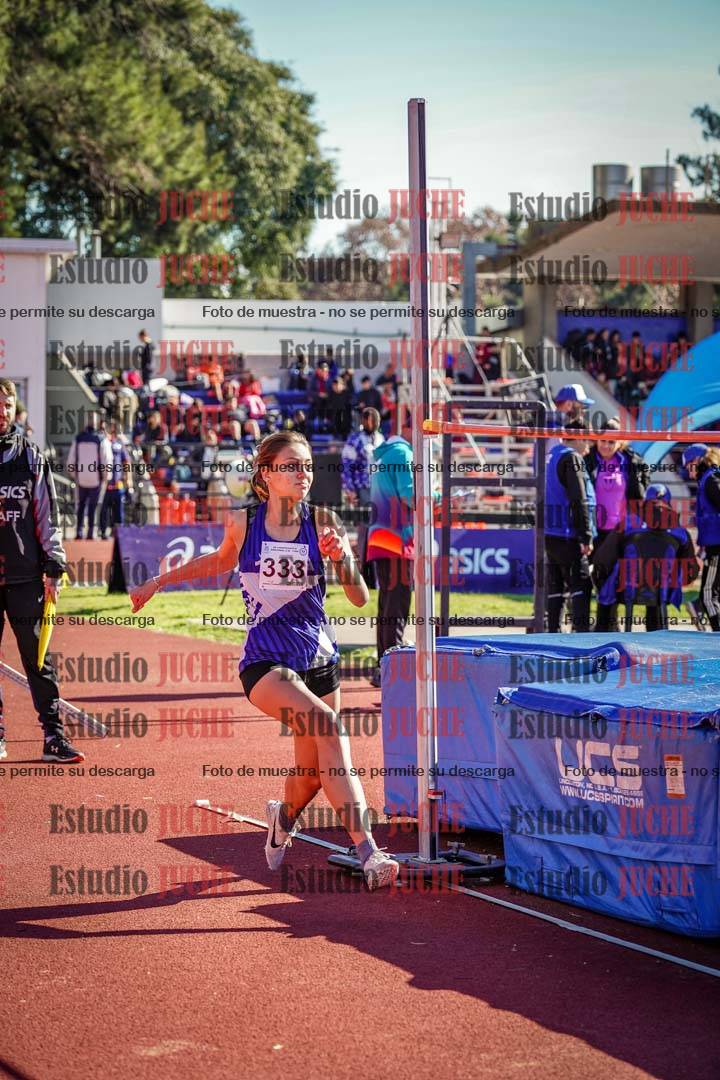 Fotos del salto en alto de mujeres
