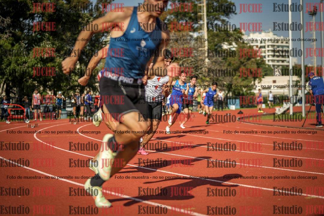 Fotos de los 200 m llanos de varones